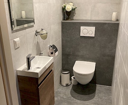 10002 Badkamer en toilet